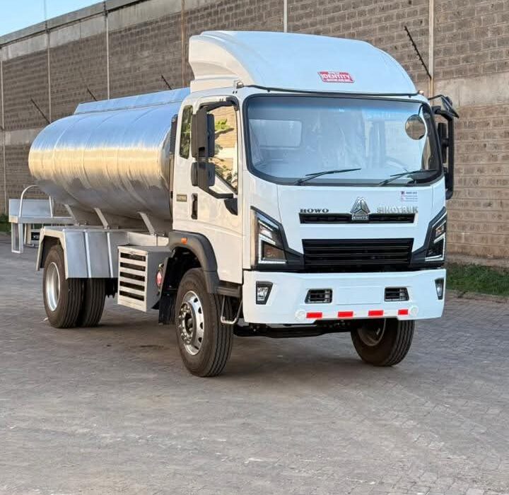 HOWO Water Tanker Trucks